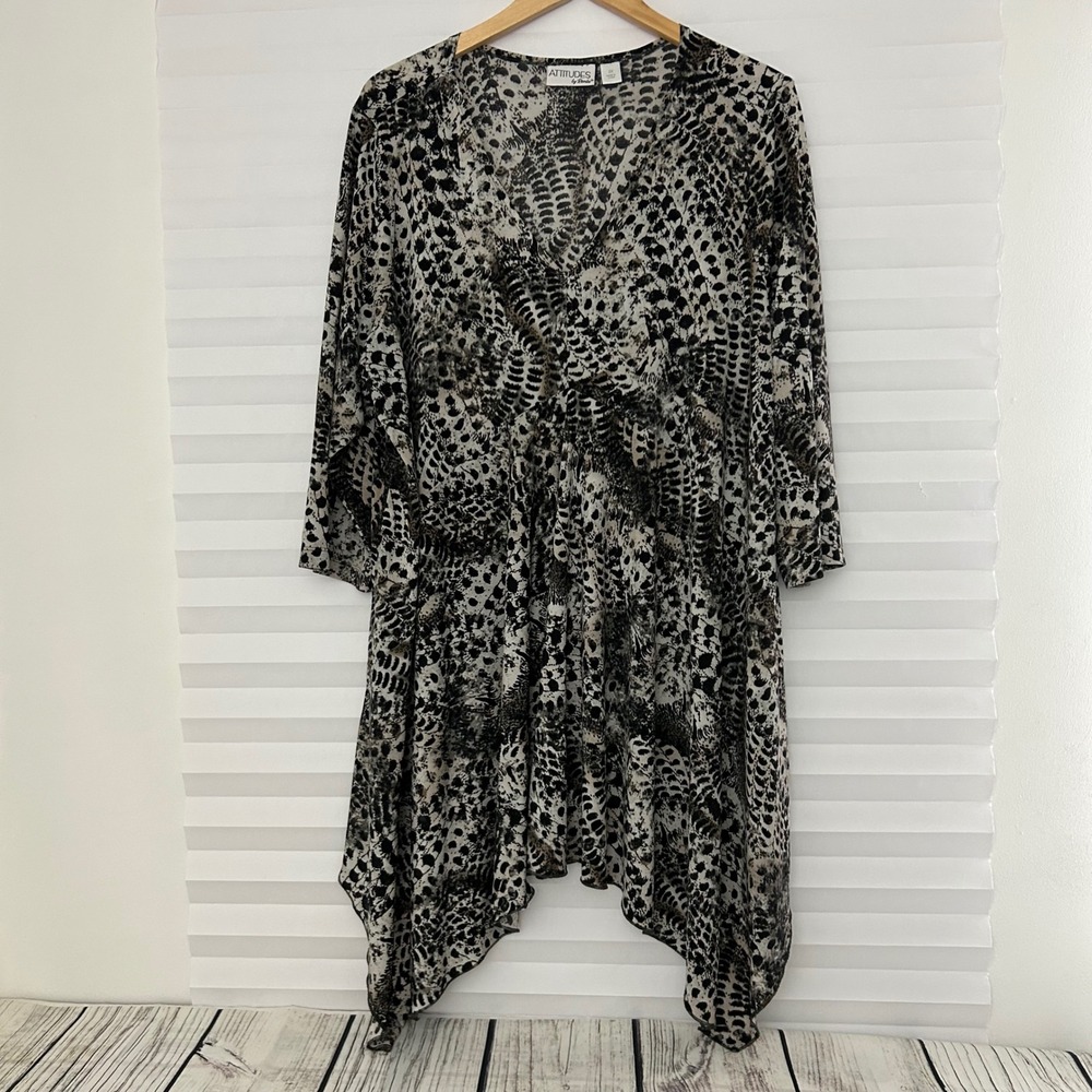 Attitudes by Renee Womens 2X Animal‎ Print Handkerchief Hem V-Neck Tunic Top
